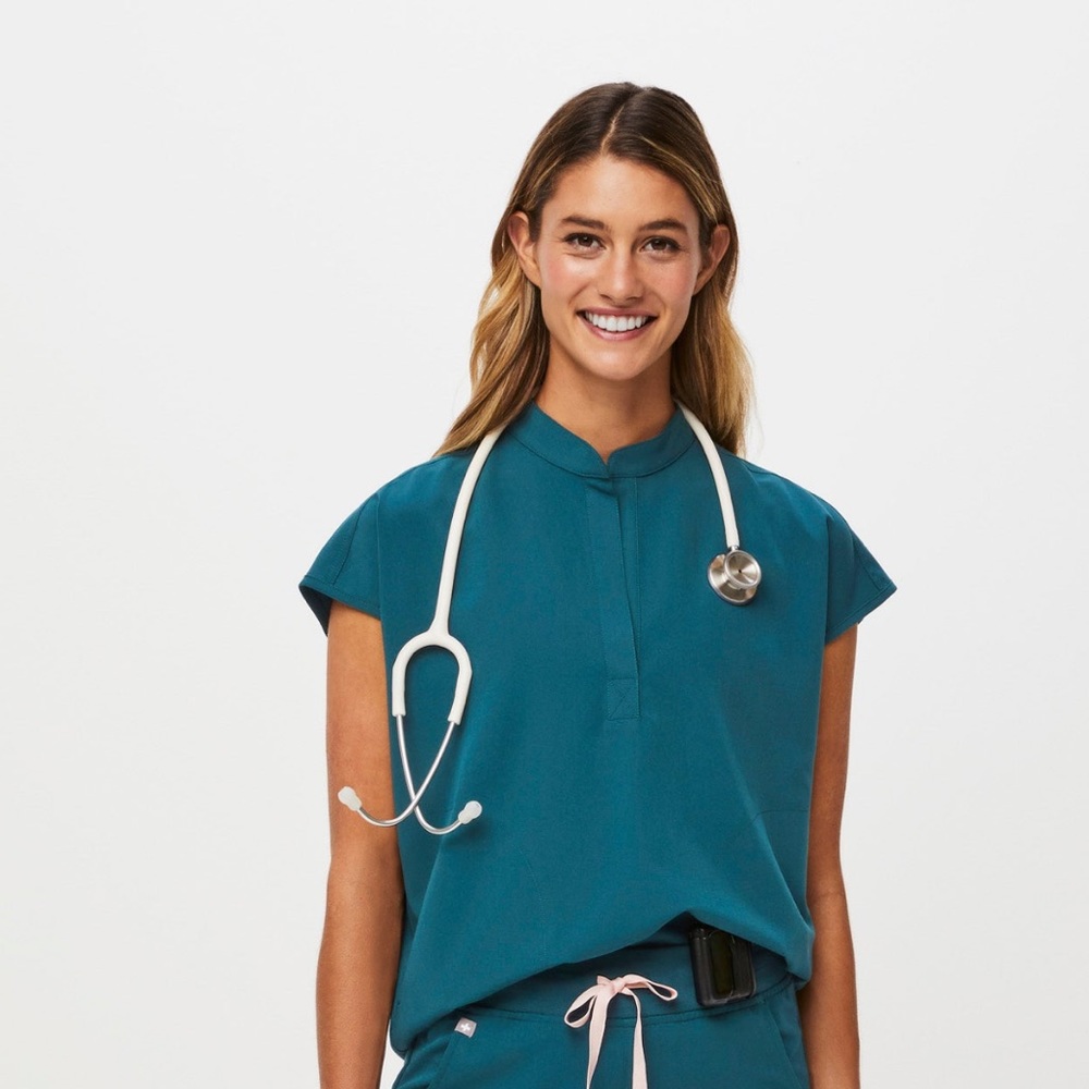 FIGS Caribbean Blue Raefala Top